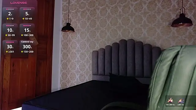 Olivia11  online show from December 3, 11:23 am