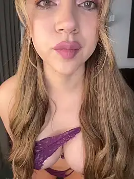 ariazschernitz1 online show from November 29, 7:29 pm