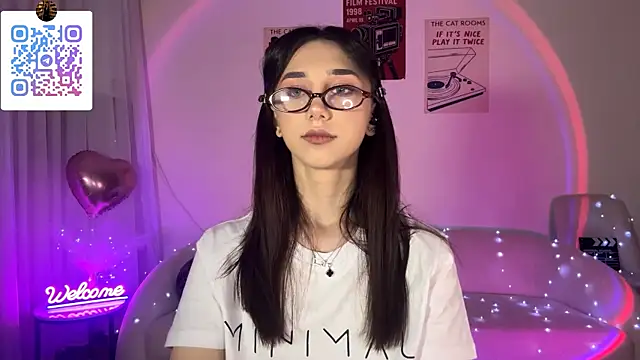 LinaMour online show from May 15, 11:40 pm