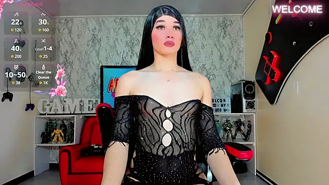 Candy Walker  online show from October 15, 8:00 pm