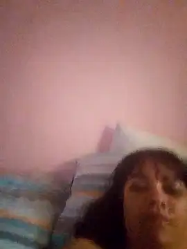 isabella931054 online show from September 14, 7:56 pm