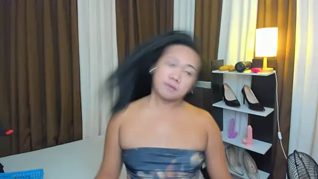 TsUncutKaren online show from September 19, 4:06 pm