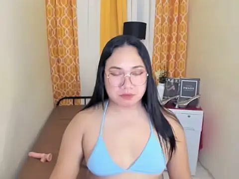 TsUncutKaren online show from April 9, 12:10 pm