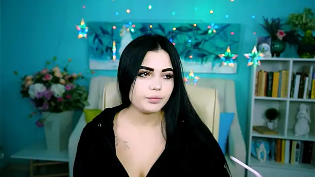 NaomiWilsons online show from October 4, 4:44 pm