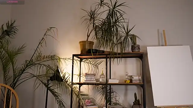 ttragedienne online show from September 19, 3:33 pm