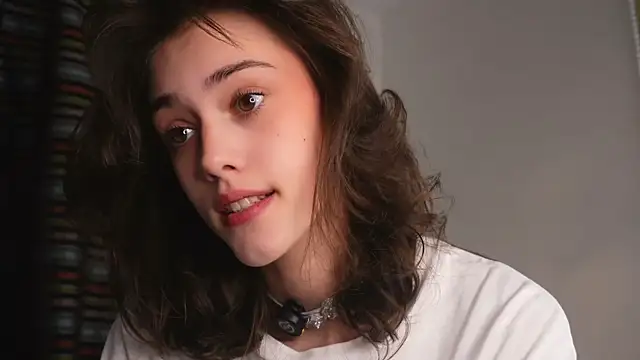 ttragedienne online show from November 10, 1:39 pm