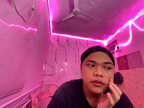 Sassy lenarxx online show from November 9, 11:22 pm