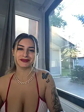 Ella Vee online show from September 21, 5:17 am