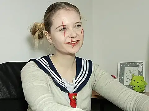 LydiaYoung online show from October 31, 7:18 pm