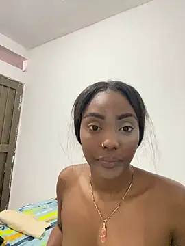 zaracollins01 online show from December 1, 5:26 pm