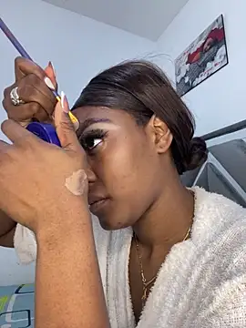 zaracollins01 online show from February 16, 5:57 pm