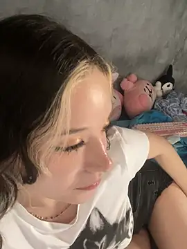 sukubo   online show from March 7, 3:41 pm