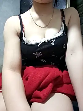 LucyyLy online show from December 21, 2:43 pm