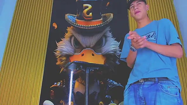 Dante Brown1  online show from November 30, 8:46 pm