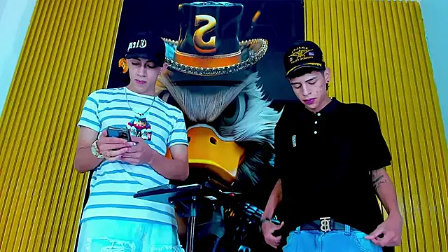 Dante Brown1  online show from October 17, 8:45 pm