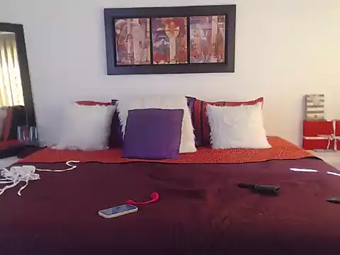 OSHYRIS online show from September 22, 2:04 pm