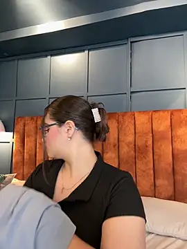 Tayler Kim online show from March 24, 4:56 pm