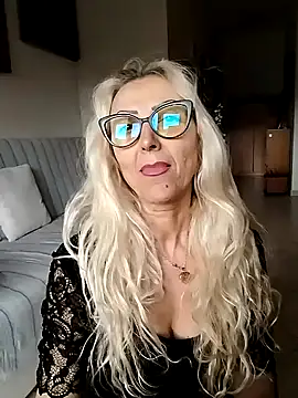  sexyBLONDE46  online show from February 6, 12:19 pm