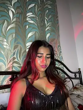 STRIP GLOW online show from April 8, 9:28 pm