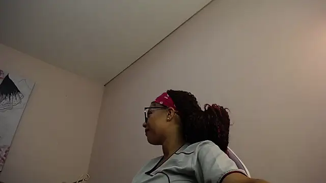 gigi1326 online show from June 5, 2:56 pm