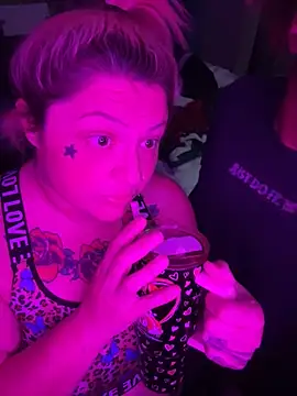 bbwbubbles77 online show from December 23, 6:06 am