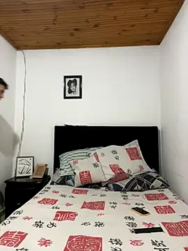 coupledesire18 online show from October 30, 12:13 am