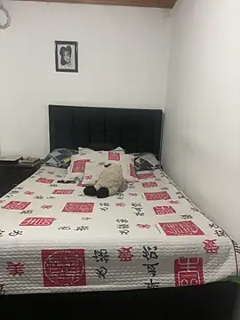 coupledesire18 online show from December 1, 6:43 pm