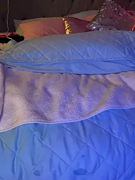 MyHoneyFrida online show from September 13, 5:48 am