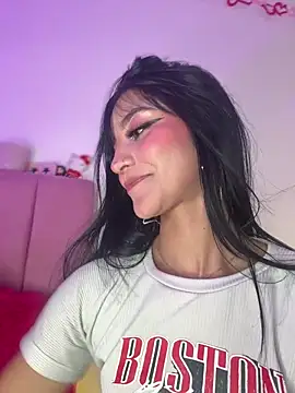 LindaWz  online show from March 21, 8:19 am