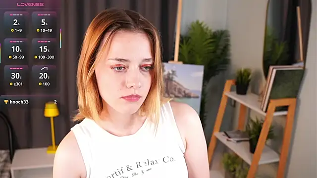 HollieCollelo online show from November 16, 4:14 am