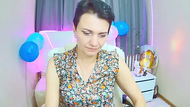 AvaSaturnian online show from September 17, 12:14 pm