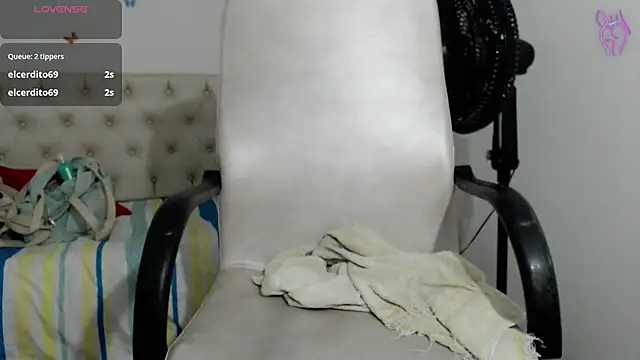 sasha 17  online show from November 26, 6:20 pm