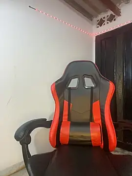 dilan abraham12 online show from November 3, 4:49 am