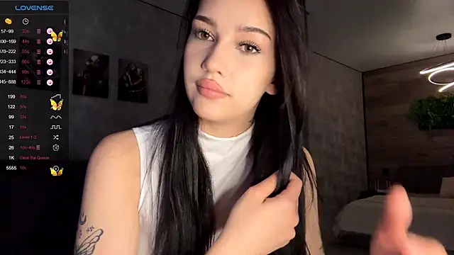AuraJefcoat online show from May 26, 1:54 pm