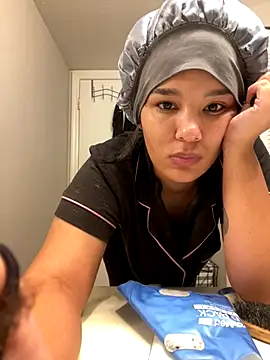 Prettygirl6070 online show from October 23, 4:35 pm