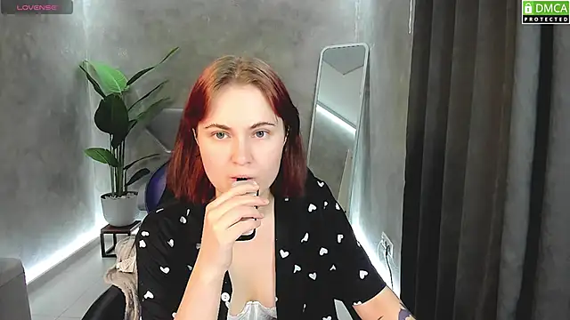 Roxy foxi online show from September 25, 1:04 am