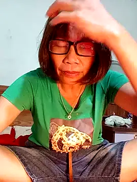 Ella3838 online show from November 14, 1:00 pm