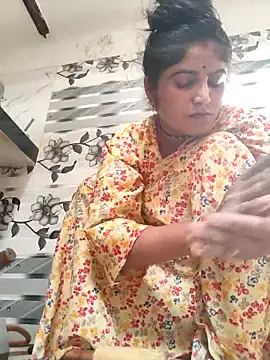 LUCKY cut online show from April 22, 2:52 am