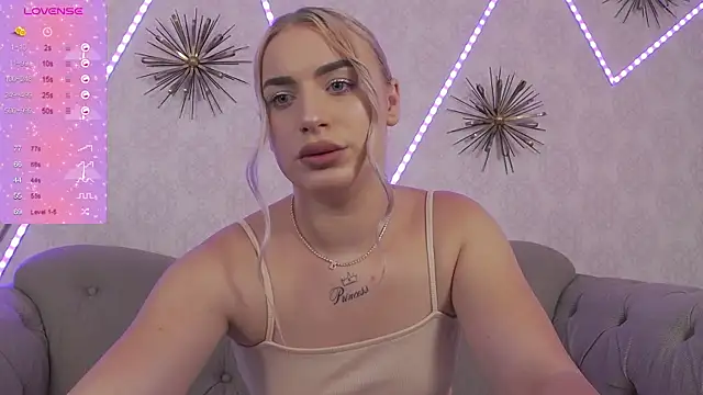 ViktoriaBlue online show from September 19, 3:00 pm