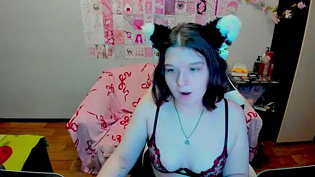 Acid Kate online show from October 3, 2:27 am