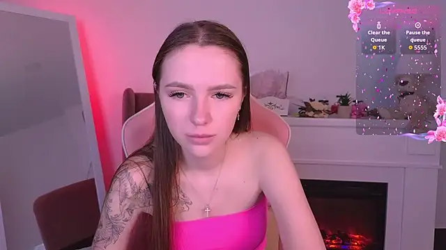 WildHoneyXO online show from September 13, 5:48 am