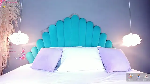 VanessaLogan online show from October 2, 11:10 pm