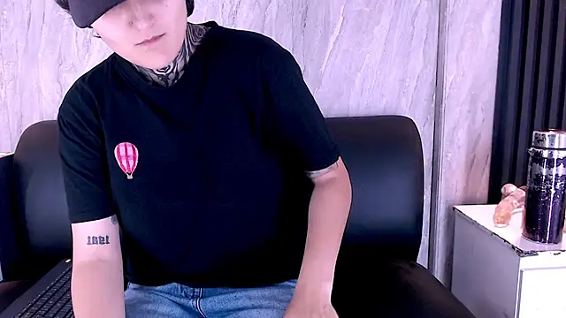 Andy Look online show from November 22, 5:10 am