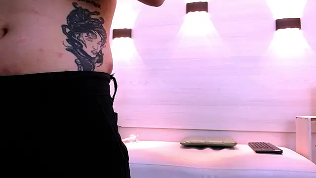 Andy Look online show from October 24, 7:59 am