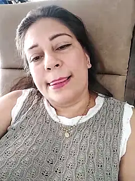  tetas 92 online show from March 2, 7:20 pm