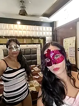 Aarushi sexy online show from September 17, 8:12 am