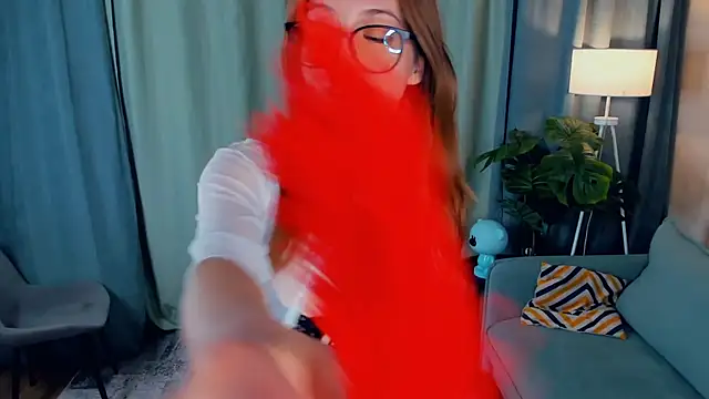 LaritaYoseph online show from November 4, 5:18 pm