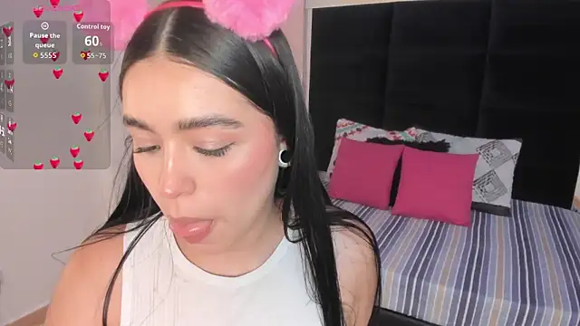 AvaScott  online show from October 25, 5:53 pm