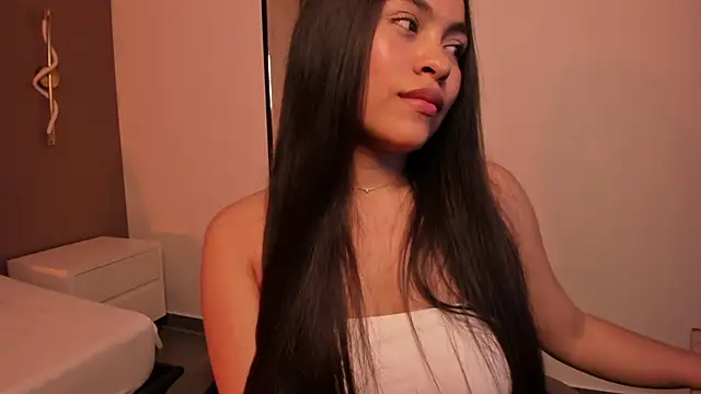 allie bruce online show from April 14, 2:44 am