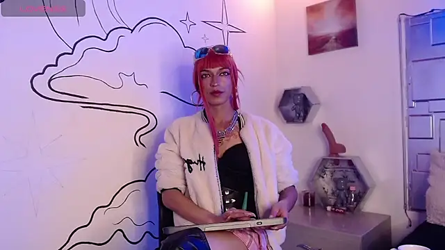 Trinity Knox online show from October 25, 4:47 pm